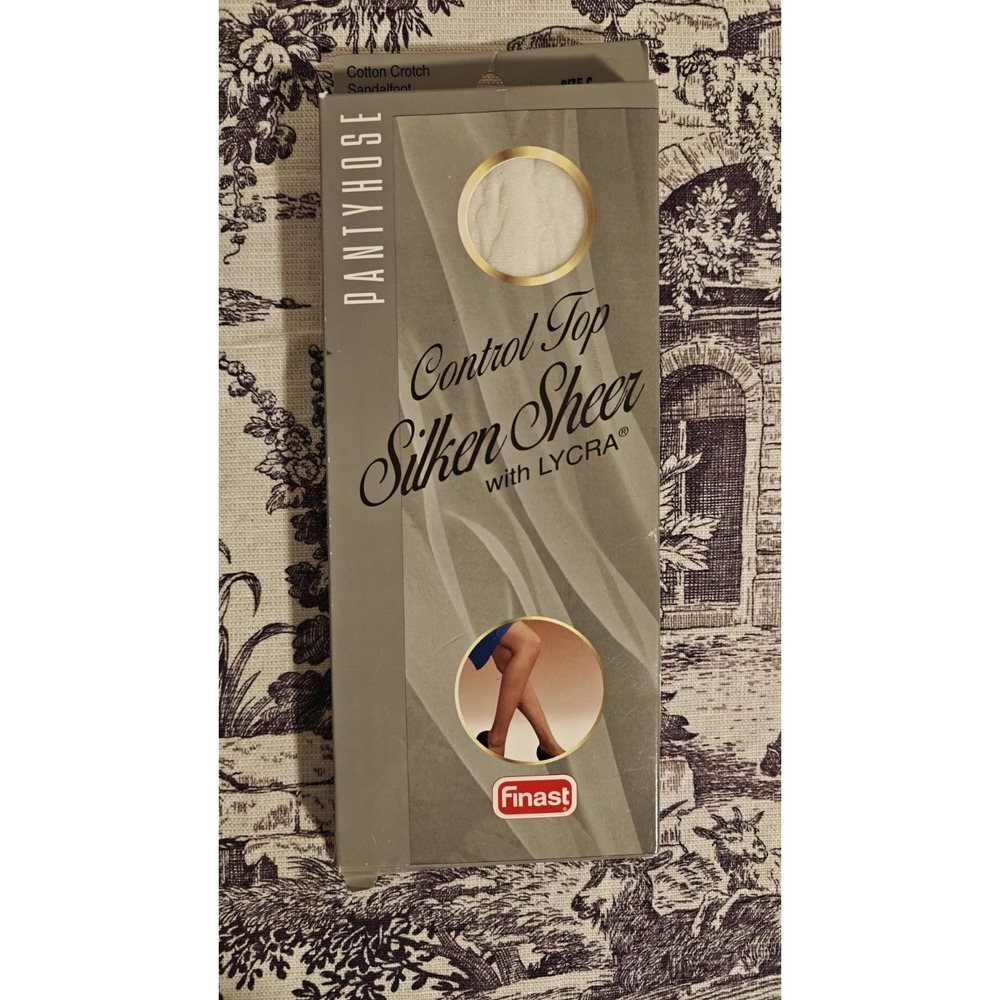 Finast Control Top Silken Sheer With‎ Lycra Pantyhose